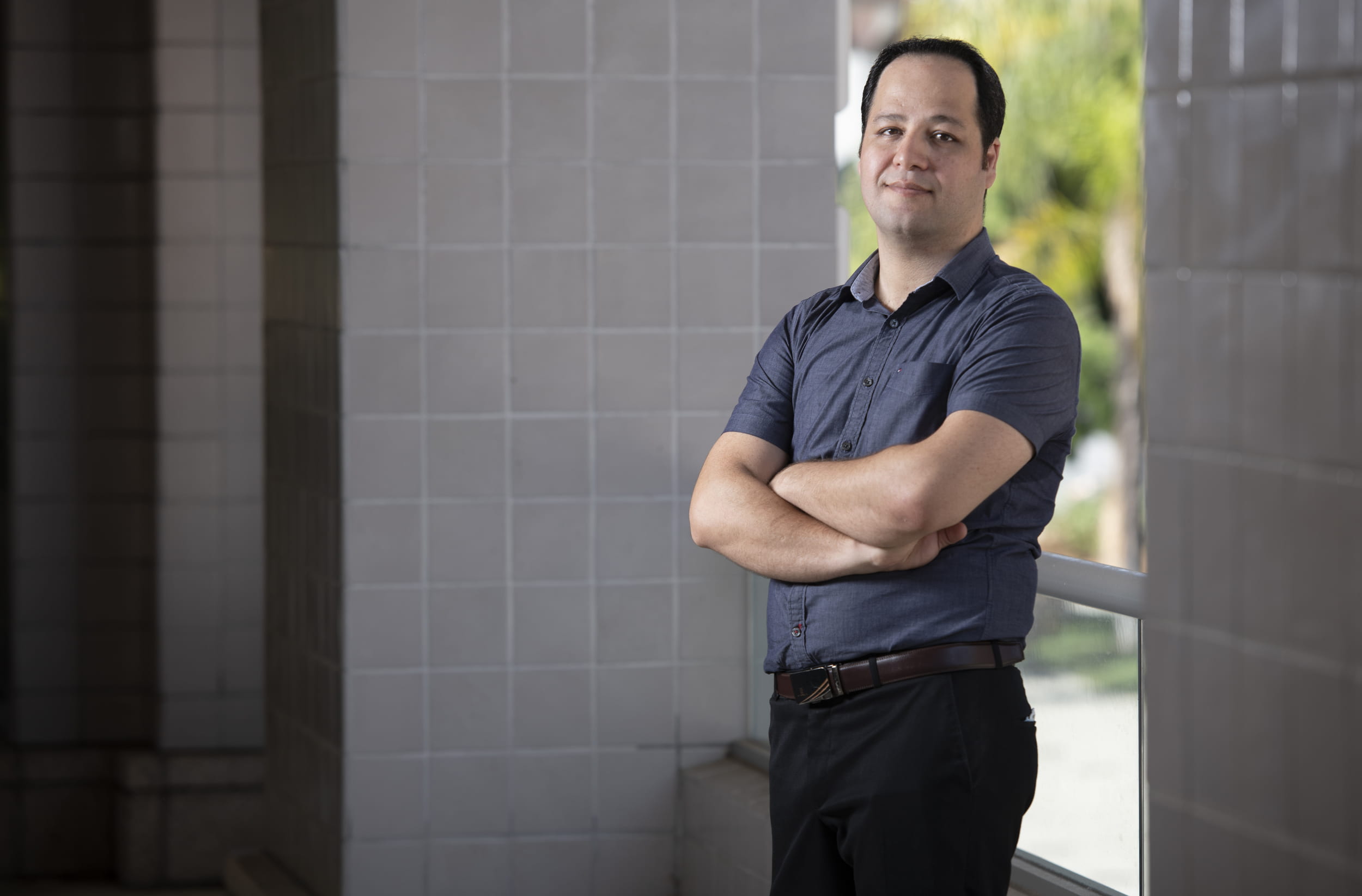 UC Irvine assistant professor of electrical engineering and computer science Rahim Esfandyar-pour