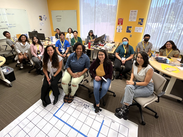 Four faculty members, (in front, from left) Michelle Digman, associate professor of biomedical engineering; Tayloria Adams and Herdeline “Digs” Ardoña, both assistant professors of chemical and biomolecular engineering; and Regina Ragan, professor of materials science and engineering, talked with incoming students in the OAI Summer Transition Program.