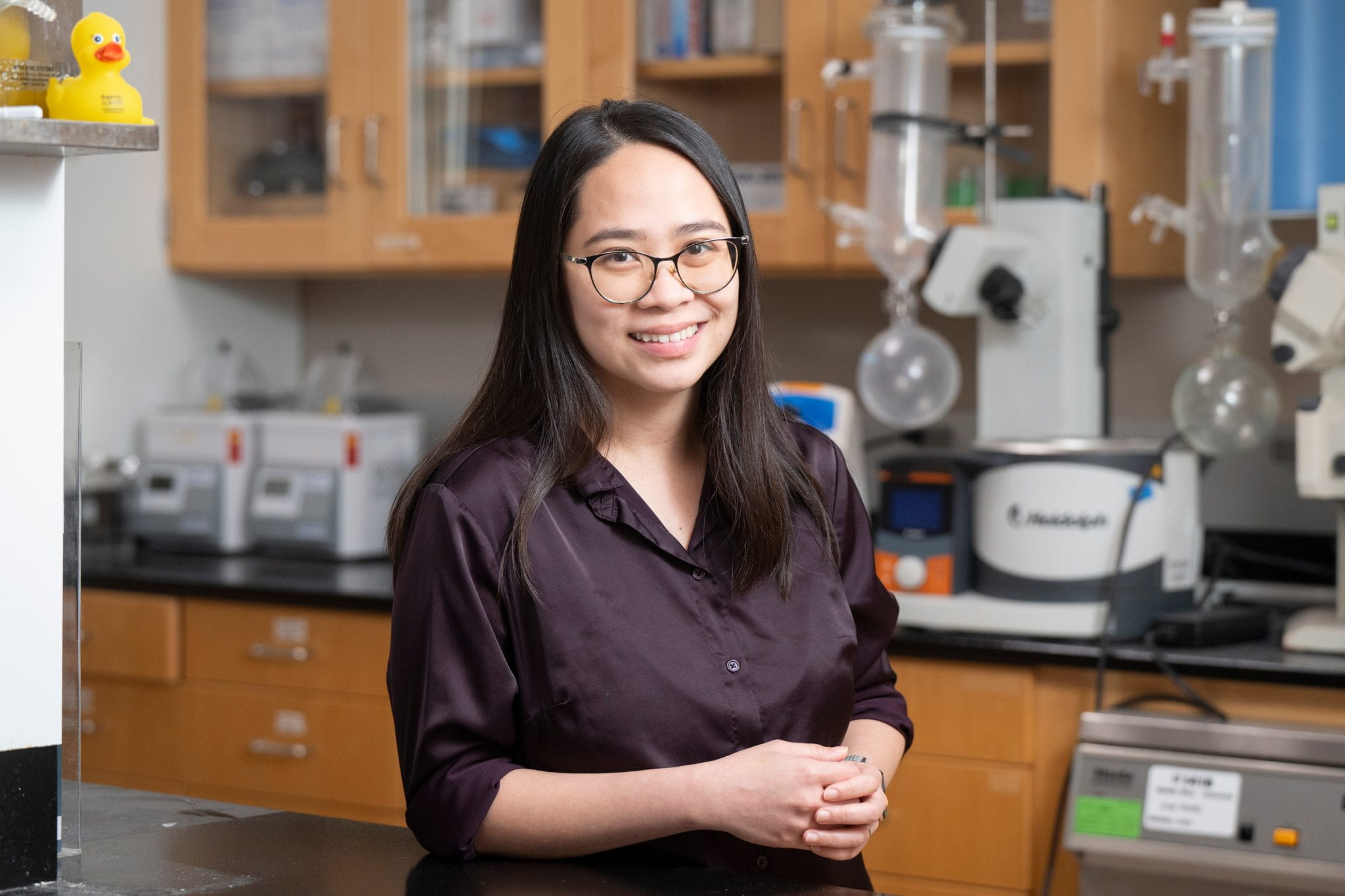 “What we’ve built is essentially a light-powered interface that speaks in electrical and mechanical pulses, the same language as the heart, without any of the drawbacks of rigid electrodes, such as tissue damage or contamination risk over long-term use,” says study co-author Herdeline “Digs” Ardoña, UC Irvine assistant professor of chemical and biomolecular engineering. Steve Zylius / UC Irvine