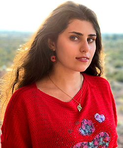 Rozhin Yasaei