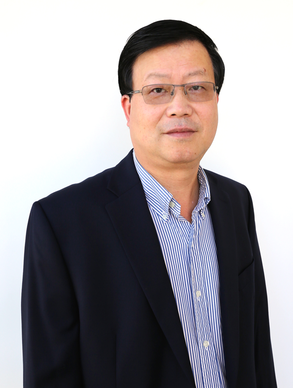 Zhongping Chen wins NIH funding for his work in developing a new multimodal intravascular imaging system that would benefit patients with heart disease. 